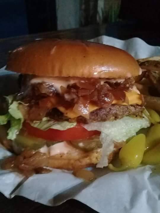 CALI BURGERS | restaurant | Escultores 9137, Sanchez Taboada, 22680 Tijuana, B.C., Mexico | 016647941431 OR +52 664 794 1431