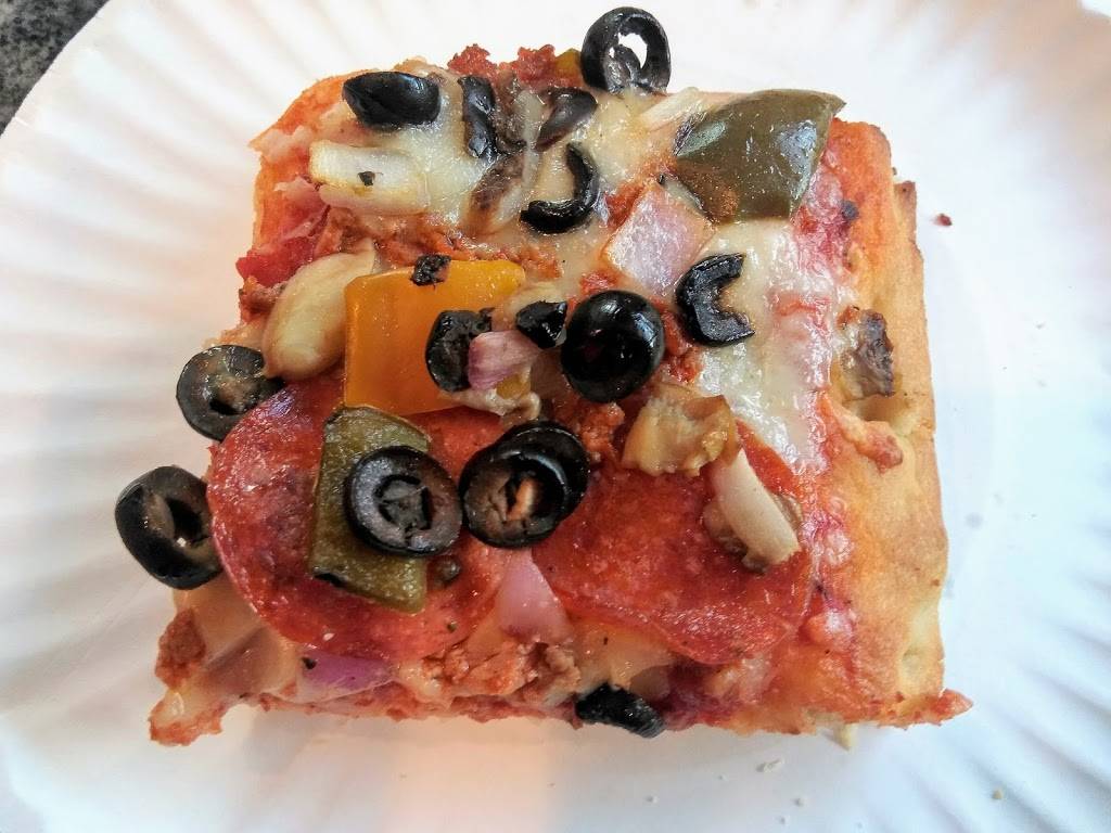 Supreme Pizzeria & Bakery | restaurant | 7514 Castor Ave, Philadelphia, PA 19152, USA | 2157227464 OR +1 215-722-7464