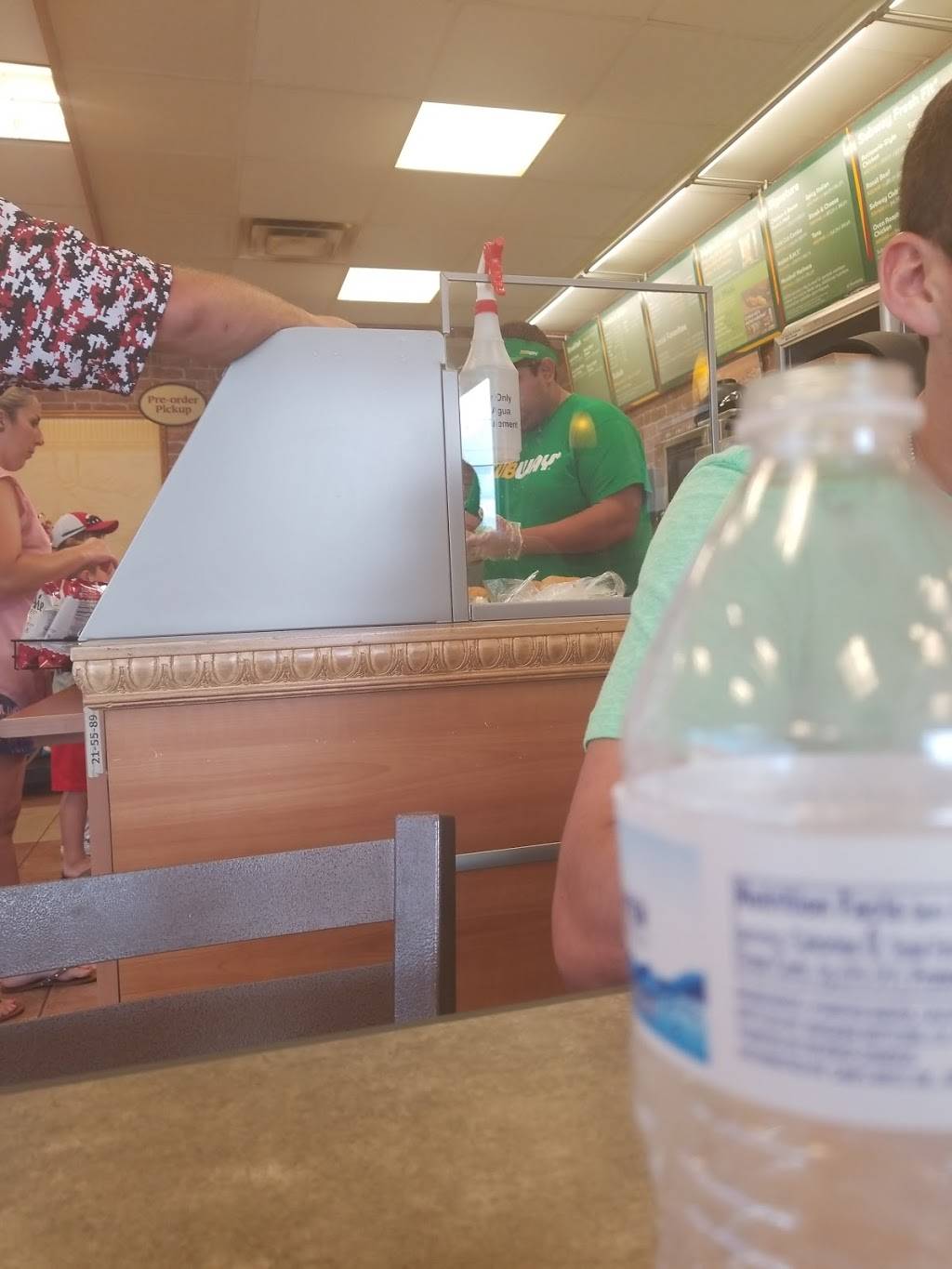 Subway | meal takeaway | 2734 E Chestnut Expy, Springfield, MO 65802, USA | 4178627827 OR +1 417-862-7827