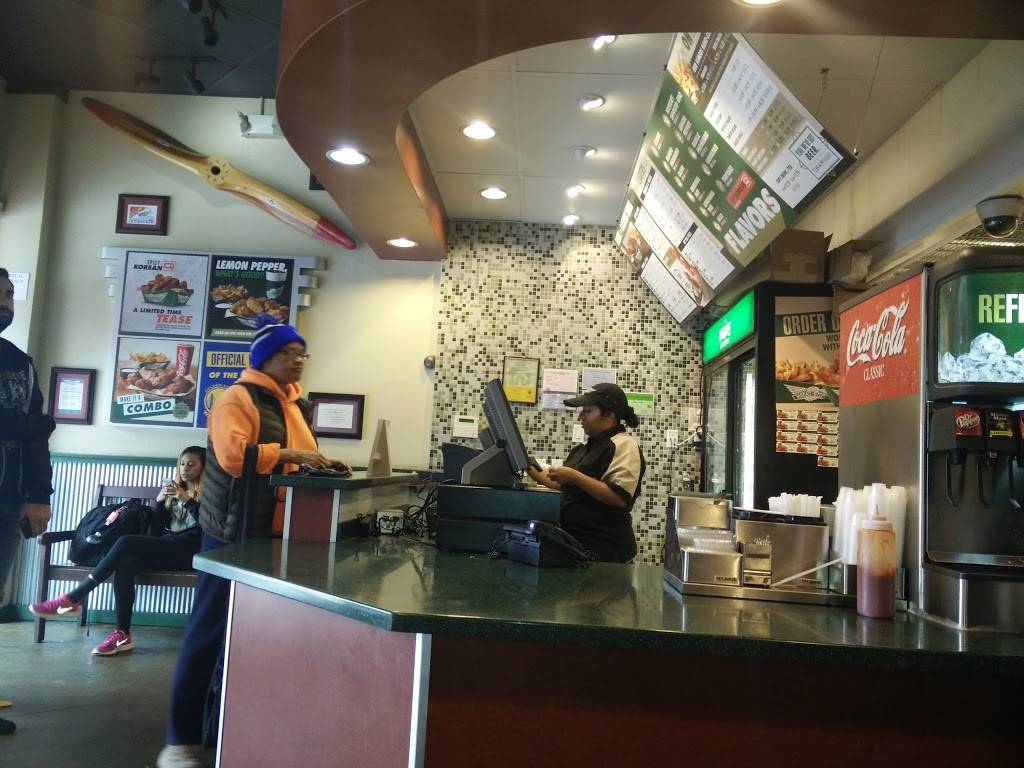 Wingstop | restaurant | 528 Lake Park Ave, Oakland, CA 94610, USA | 5107639464 OR +1 510-763-9464