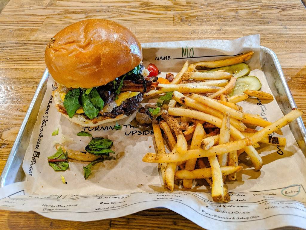 Dugg Burger | restaurant | 9540 Garland Rd #407, Dallas, TX 75218, USA | 2145846261 OR +1 214-584-6261