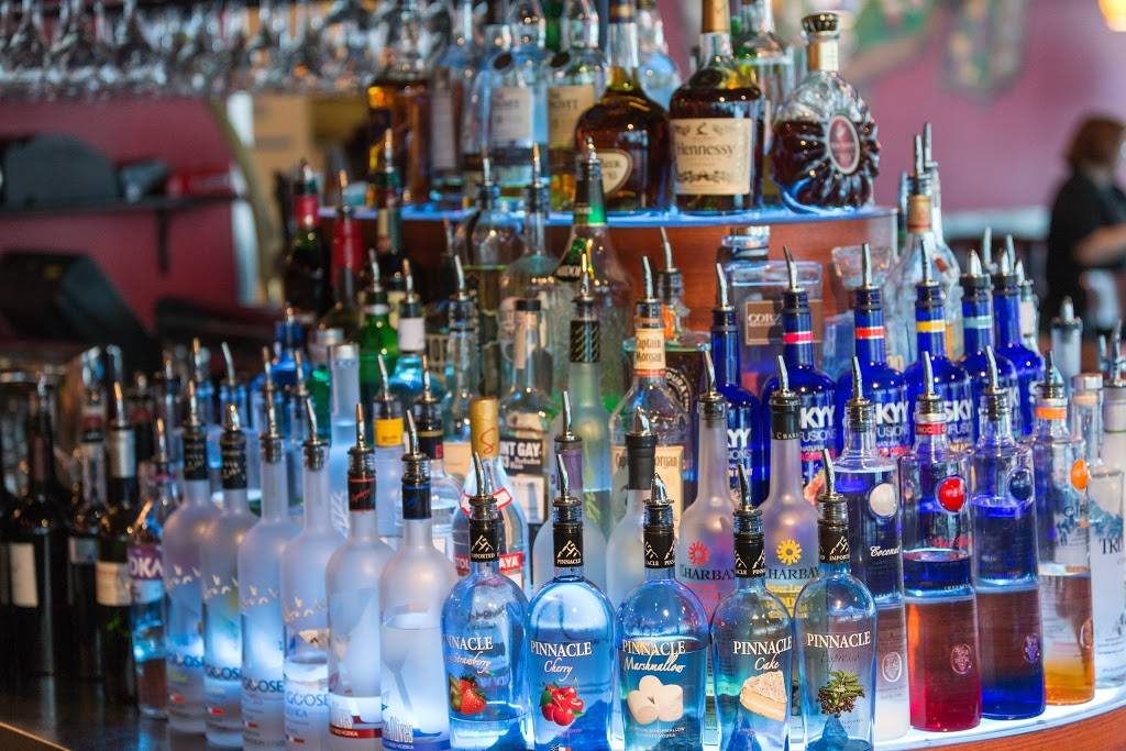 Table 6 | restaurant | 3210 Denali St, Anchorage, AK 99503, USA | 9075626000 OR +1 907-562-6000