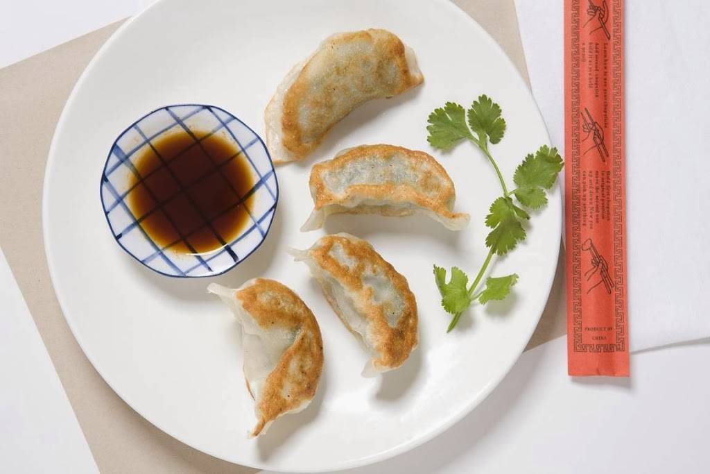 Chop-Shop | restaurant | 254 10th Ave, New York, NY 10001, USA | 2128200333 OR +1 212-820-0333