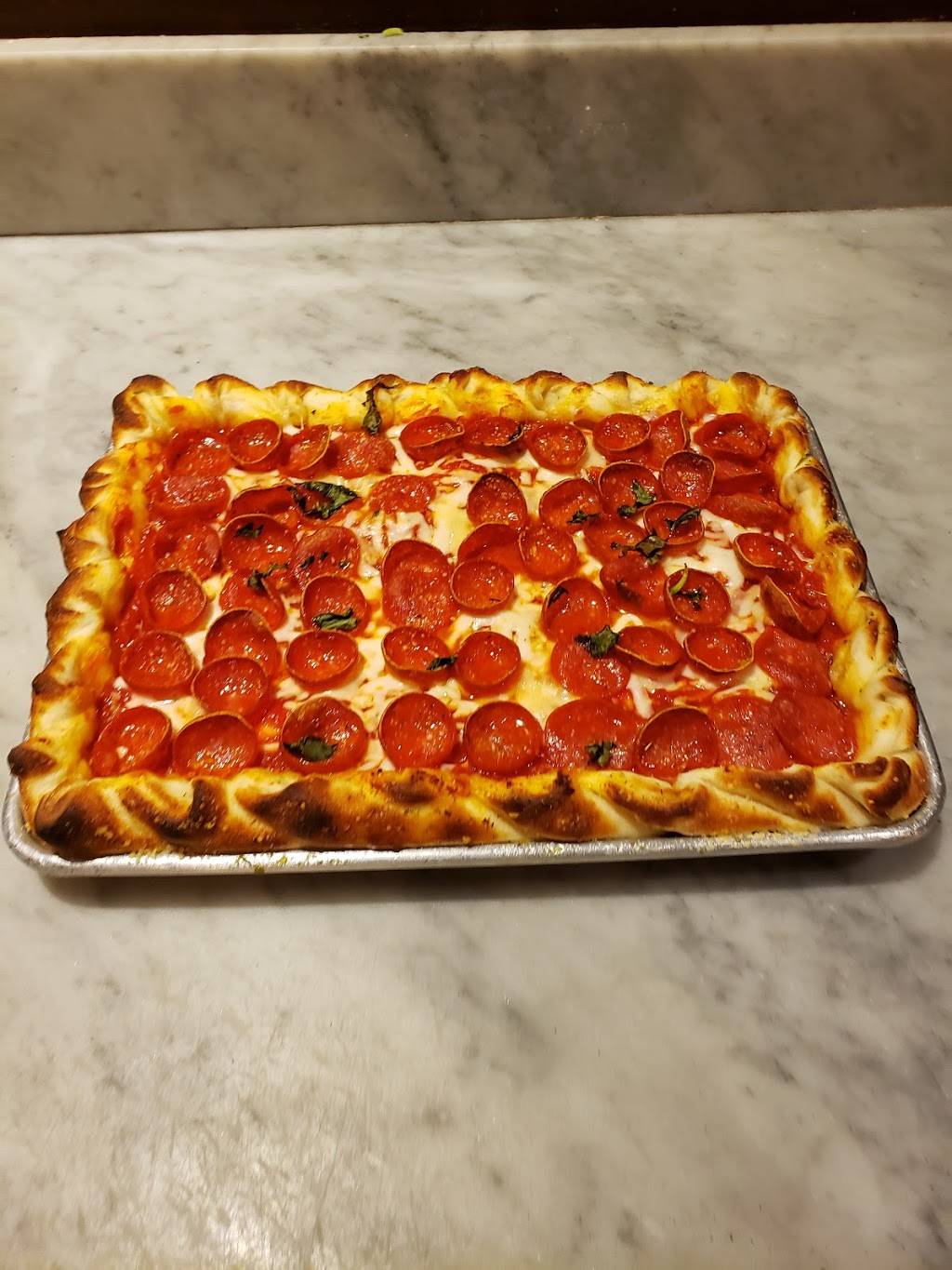 Pizzeria Pacifico | restaurant | 7826 Broadway, Lemon Grove, CA 91945, USA | 6198257455 OR +1 619-825-7455