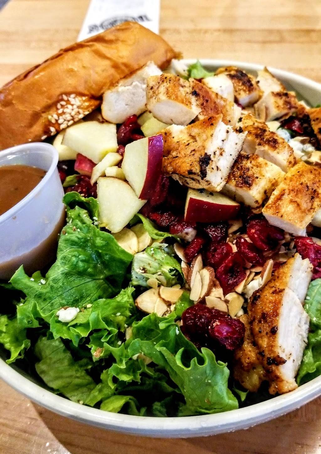 Fuddruckers | restaurant | 3929 Southwest Fwy, Houston, TX 77027, USA | 7136218222 OR +1 713-621-8222