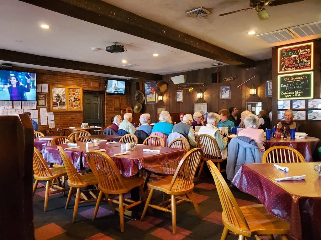 Jacks Family Tavern & Restaurant | restaurant | 15 S Prince St, Millersville, PA 17551, USA | 7178728300 OR +1 717-872-8300