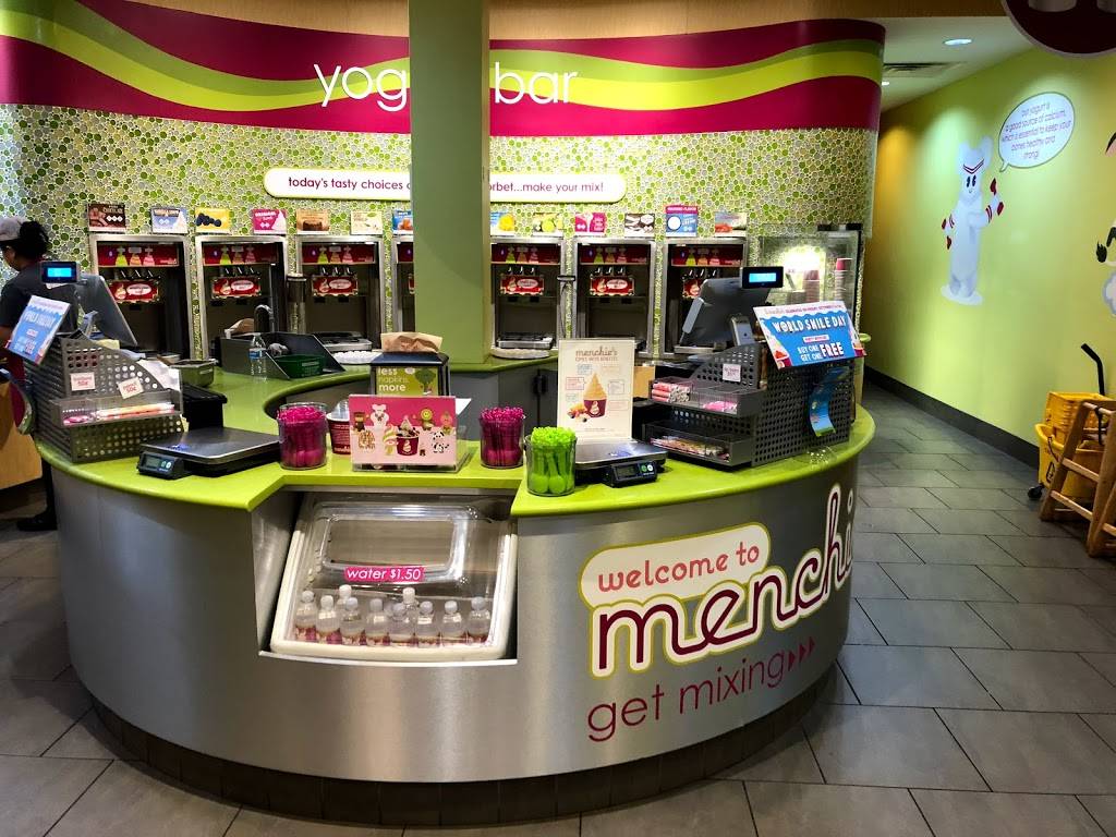 Menchies Frozen Yogurt | bakery | 5607 W Friendly Ave, Greensboro, NC 27410, USA | 3362859587 OR +1 336-285-9587