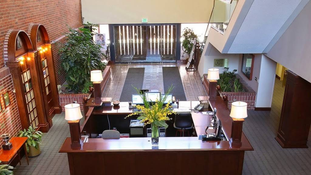 The Denver Athletic Club | restaurant | 1325 Glenarm Pl, Denver, CO 80204, USA | 3035341211 OR +1 303-534-1211