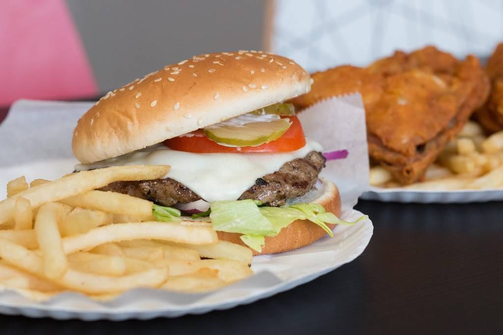 CFC - Crown Fried Chicken | restaurant | 1570 Acushnet Ave, New Bedford, MA 02746, USA | 5089993000 OR +1 508-999-3000