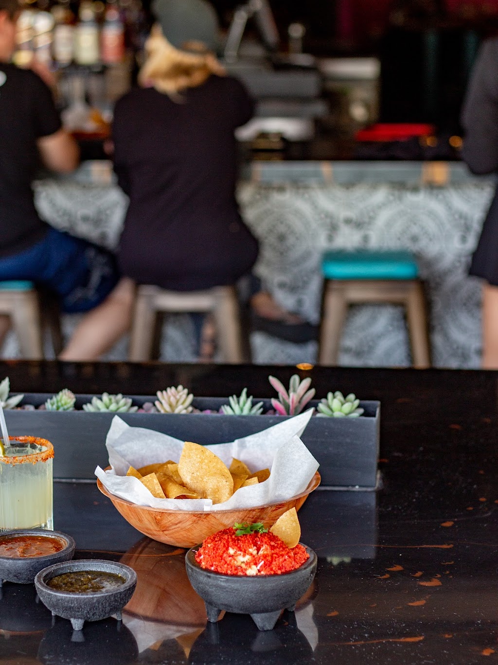 Cantina Gueros Goodyear | restaurant | 15375 W McDowell Rd, Goodyear, AZ 85338, USA | 6236008694 OR +1 623-600-8694