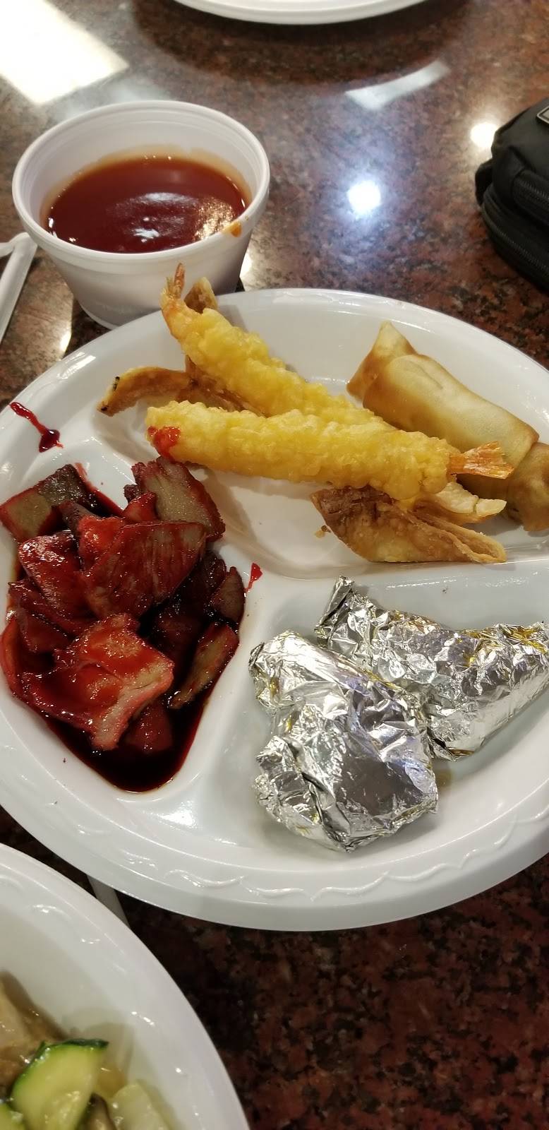 Golden China Chinese Cuisine | restaurant | 3830 E Flamingo Rd e4, Las Vegas, NV 89121, USA | 7025277677 OR +1 702-527-7677