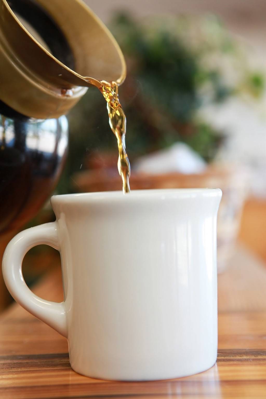 Peachs Restaurants Corporate | restaurant | 4434 5th St W, Bradenton, FL 34207, USA | 9417398879 OR +1 941-739-8879