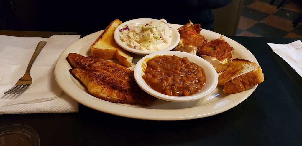Catfish Cabin | restaurant | 575 US-61, Boyle, MS 38730, USA | 6628460004 OR +1 662-846-0004