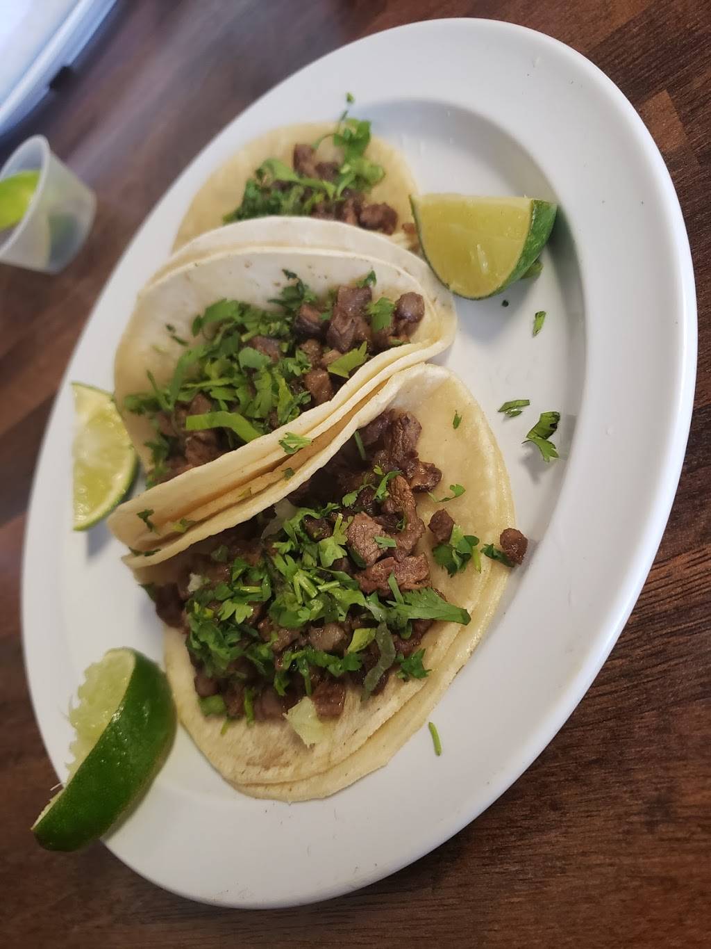 La Resaka Mariscos y Sushi | restaurant | 9820 W Lower Buckeye Rd #103, Tolleson, AZ 85353, USA | 6239360165 OR +1 623-936-0165