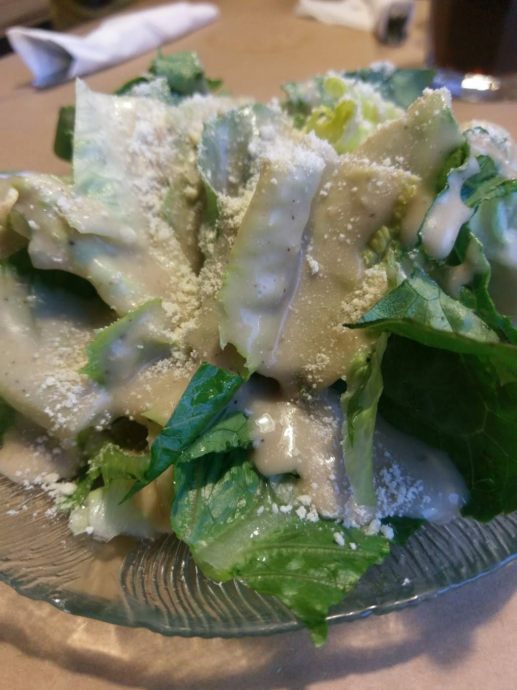 Roosters Barn & Grill | restaurant | 122 W Lake St, Bloomingdale, IL 60108, USA | 6303079995 OR +1 630-307-9995