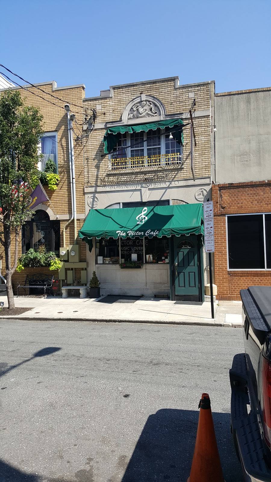 Green Eggs Cafe | restaurant | 1306 Dickinson St, Philadelphia, PA 19147, USA | 2152263447 OR +1 215-226-3447