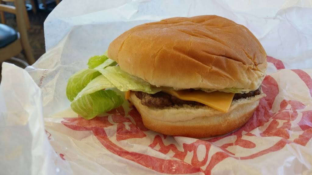 Wendys | restaurant | 1065 S Lake Dr, Lexington, SC 29073, USA | 8039511616 OR +1 803-951-1616