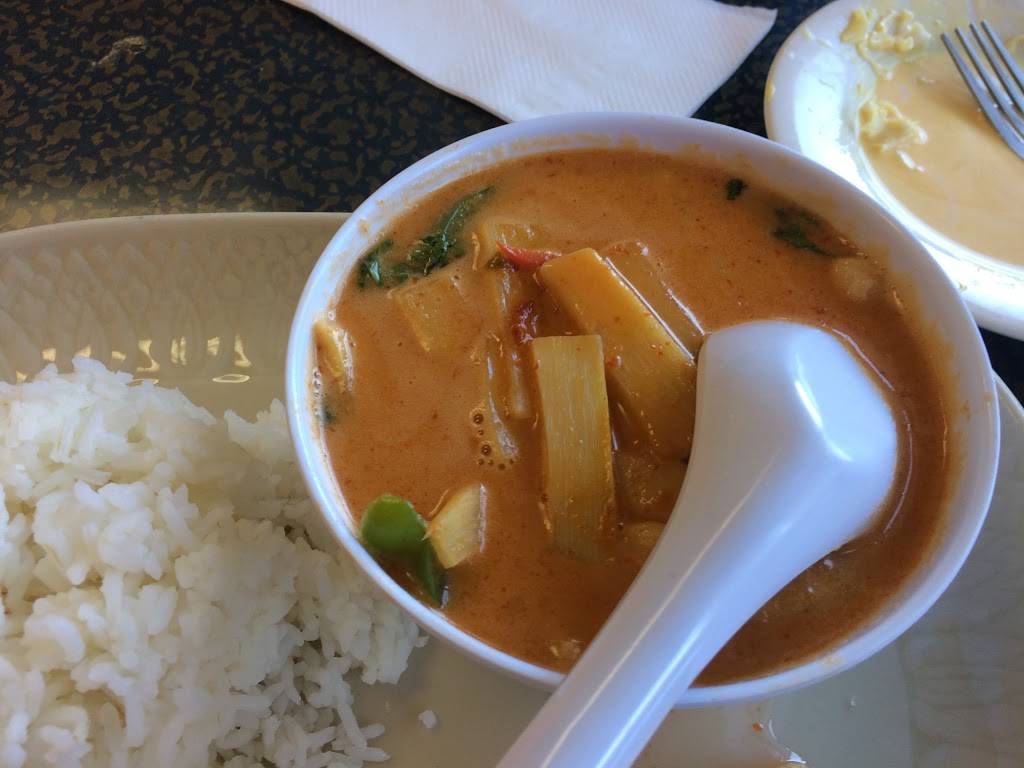 Luck Thai PJ Cuisine | restaurant | 1924 W Olympic Blvd, Los Angeles, CA 90006, USA | 2133860050 OR +1 213-386-0050