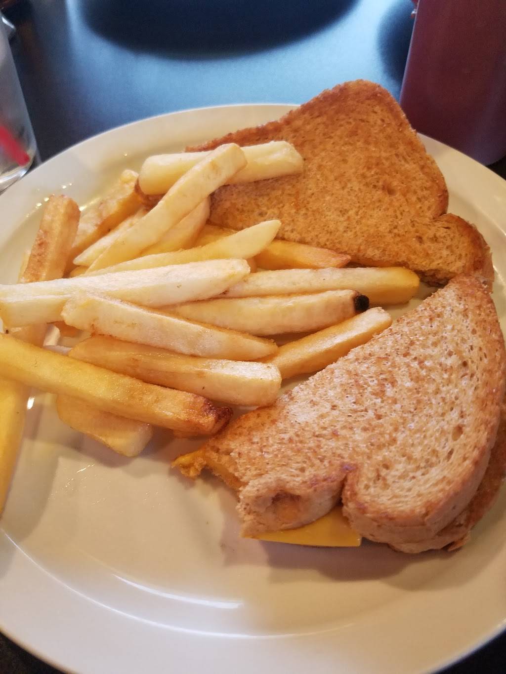 Delhi Belly | restaurant | 1016 Sheridan Rd, Winthrop Harbor, IL 60096, USA | 8472463230 OR +1 847-246-3230