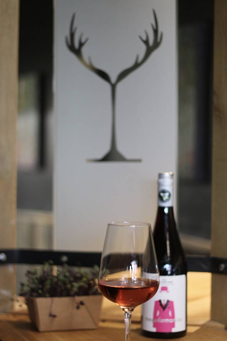 Hunter Street Tavern | restaurant | 211 Hunter St W, Peterborough, ON K9H 2L1, Canada | 7057752033 OR +1 705-775-2033