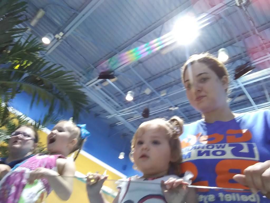 Subway | restaurant | 5620-B W Skelly Dr, Tulsa, OK 74107, USA | 9187942802 OR +1 918-794-2802