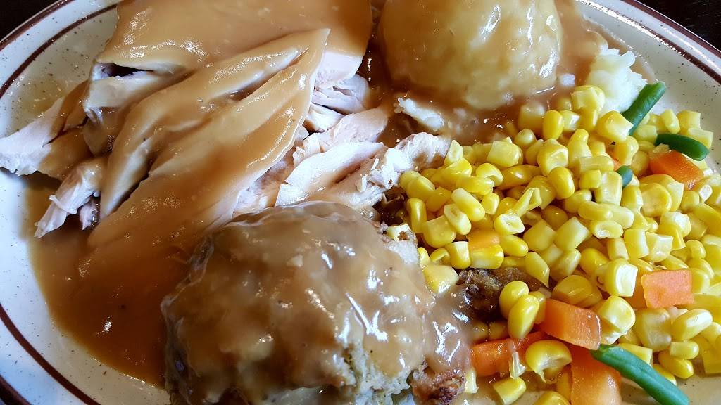 Dearborn Cafe | restaurant | 220 Indian Springs Dr, Sandwich, IL 60548, USA | 8157866185 OR +1 815-786-6185