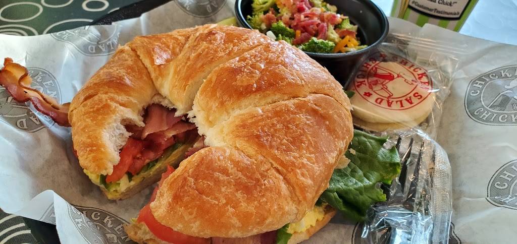 Chicken Salad Chick | restaurant | Vineland Pointe, 11587 Regency Village Dr, Orlando, FL 32821, USA | 4075375476 OR +1 407-537-5476