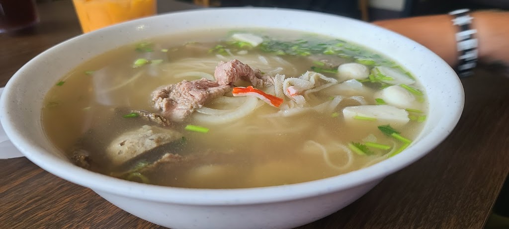 House of Eggroll & Pho | restaurant | 1200 NC-90, Taylorsville, NC 28681, USA | 8283529715 OR +1 828-352-9715