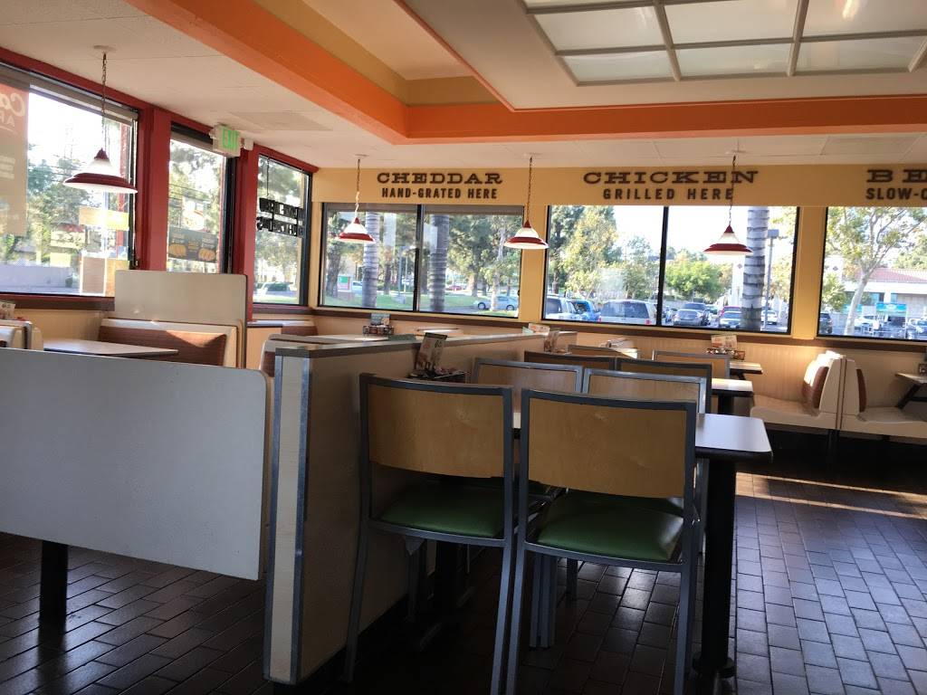 Del Taco | meal takeaway | 6799 Carnelian St, Rancho Cucamonga, CA 91701, USA | 9099801644 OR +1 909-980-1644