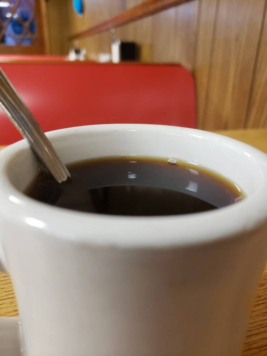 Home Folks Cafe | cafe | 209 E Main St, Cherryville, NC 28021, USA | 7044359336 OR +1 704-435-9336