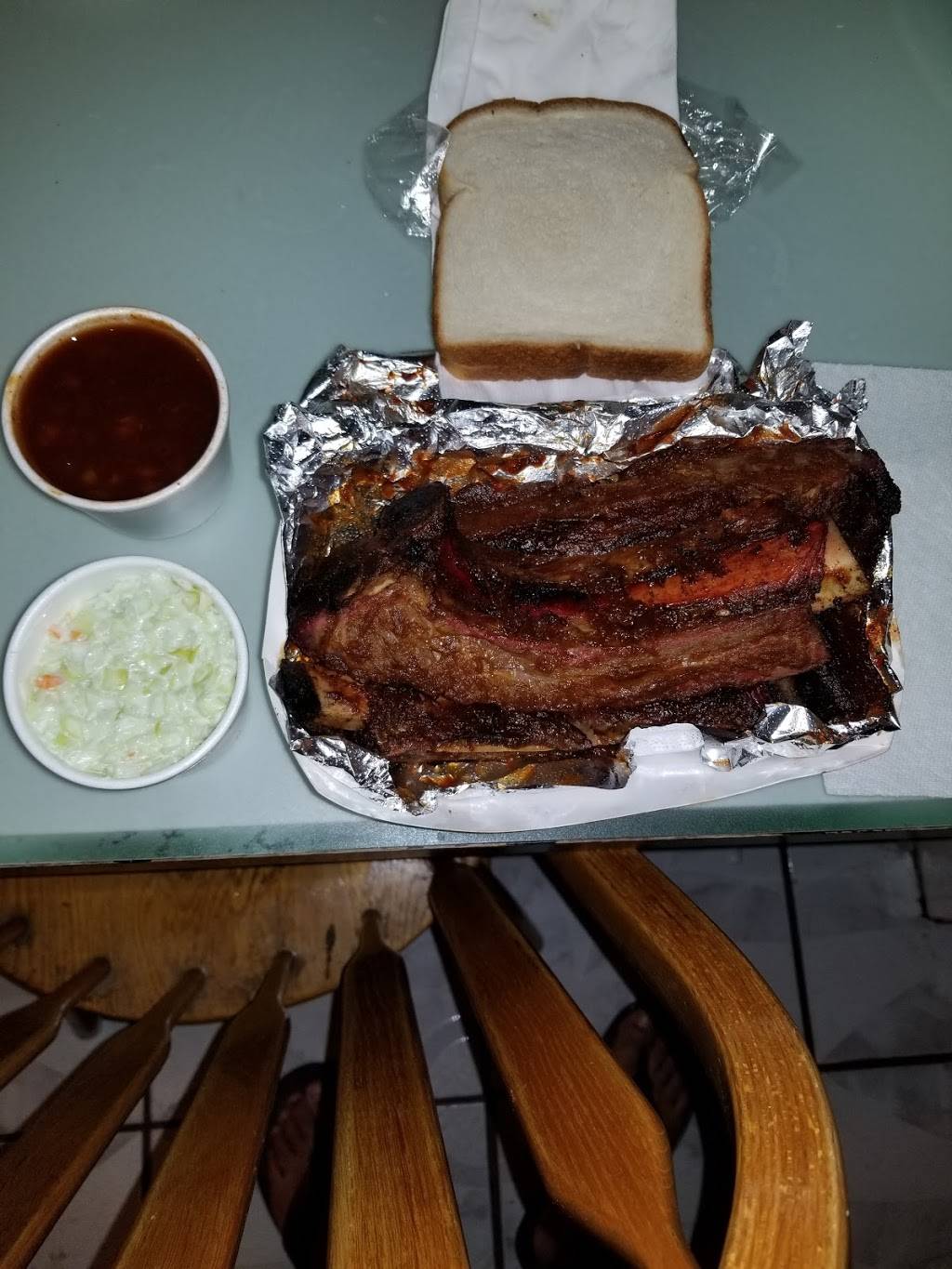 Phillips Bar-B-Que | restaurant | 2619 Crenshaw Blvd, Los Angeles, CA 90016, USA | 3237314772 OR +1 323-731-4772