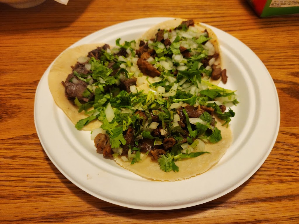 Araujos Mexican Grill | restaurant | 1501 Berryessa Rd Suite 10, San Jose, CA 95133, USA | 6695008226 OR +1 669-500-8226