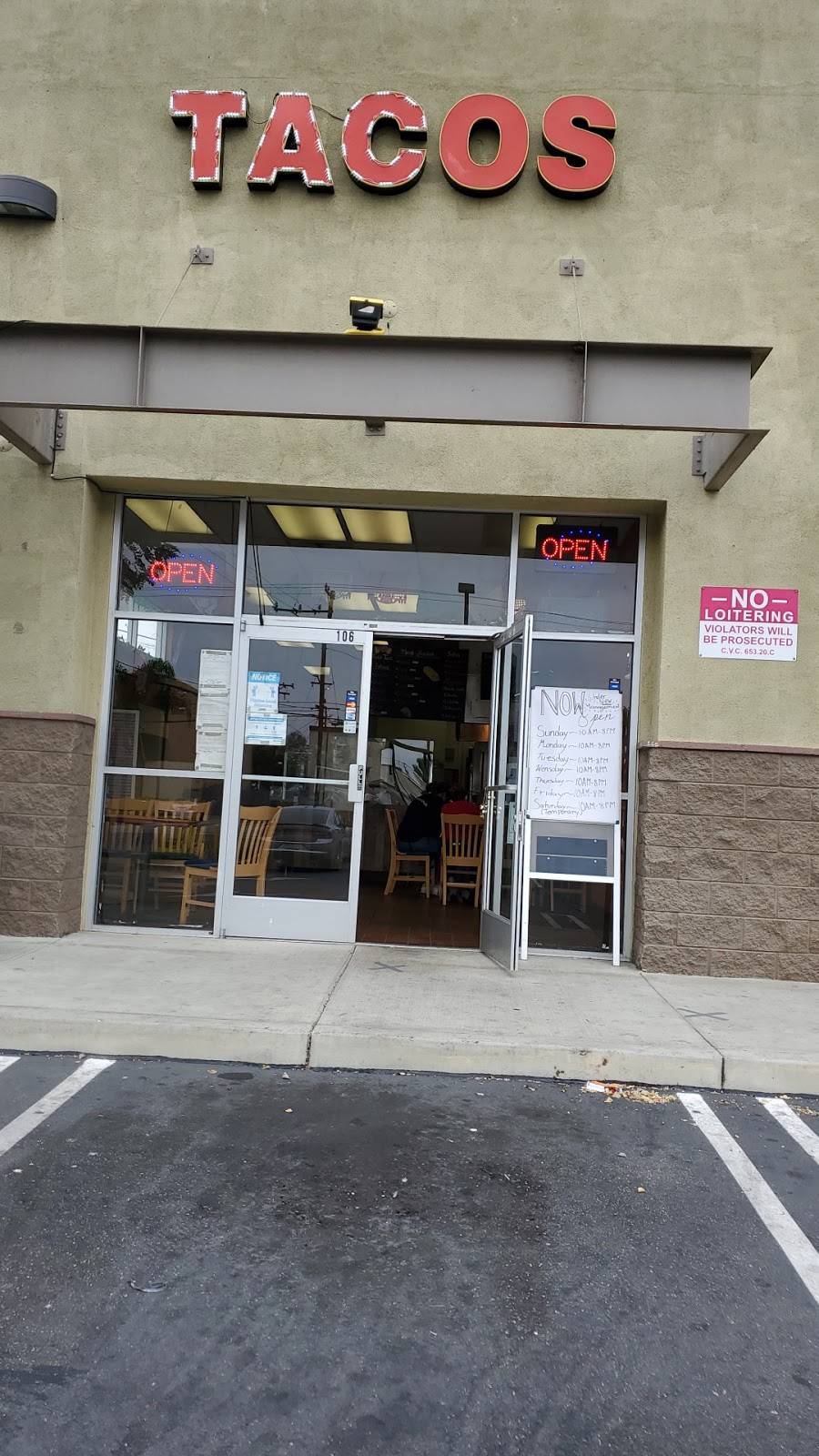 Fridas tacos | restaurant | 909 S Central Ave, Compton, CA 90220, USA | 4242403134 OR +1 424-240-3134