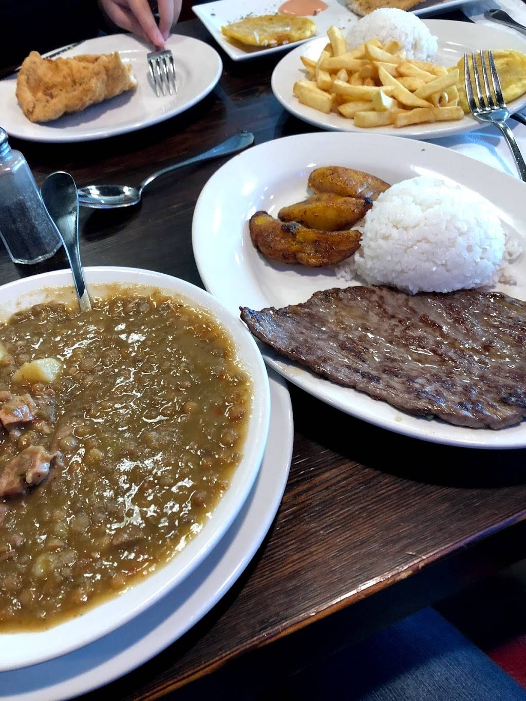 Delicias de la abuela | restaurant | 11071 Southern Blvd Suite 170, Royal Palm Beach, FL 33411, USA | 5618474746 OR +1 561-847-4746