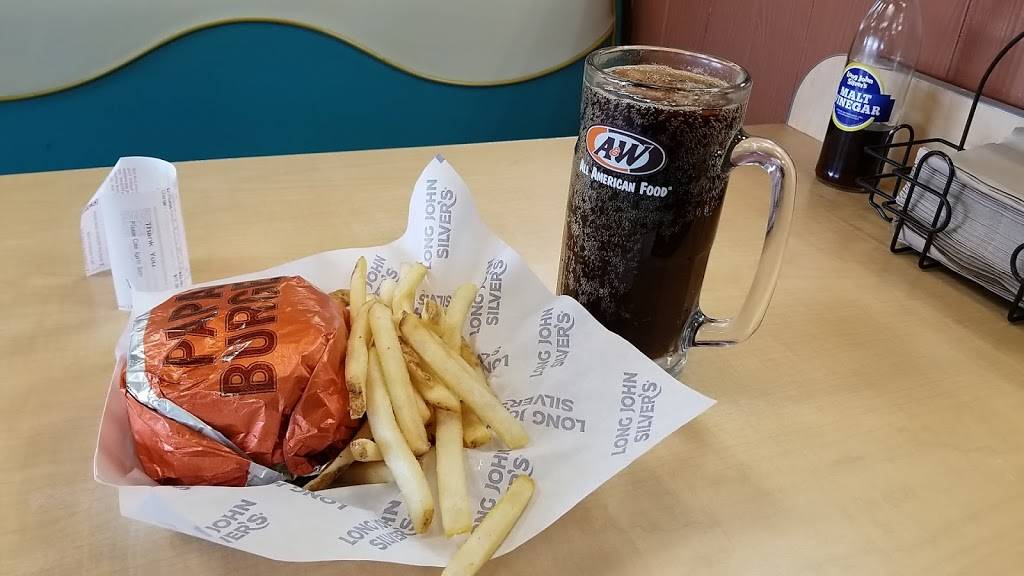 A&W All American Food | restaurant | 2775 Crossroads Blvd, Waterloo, IA 50702, USA | 3192360505 OR +1 319-236-0505