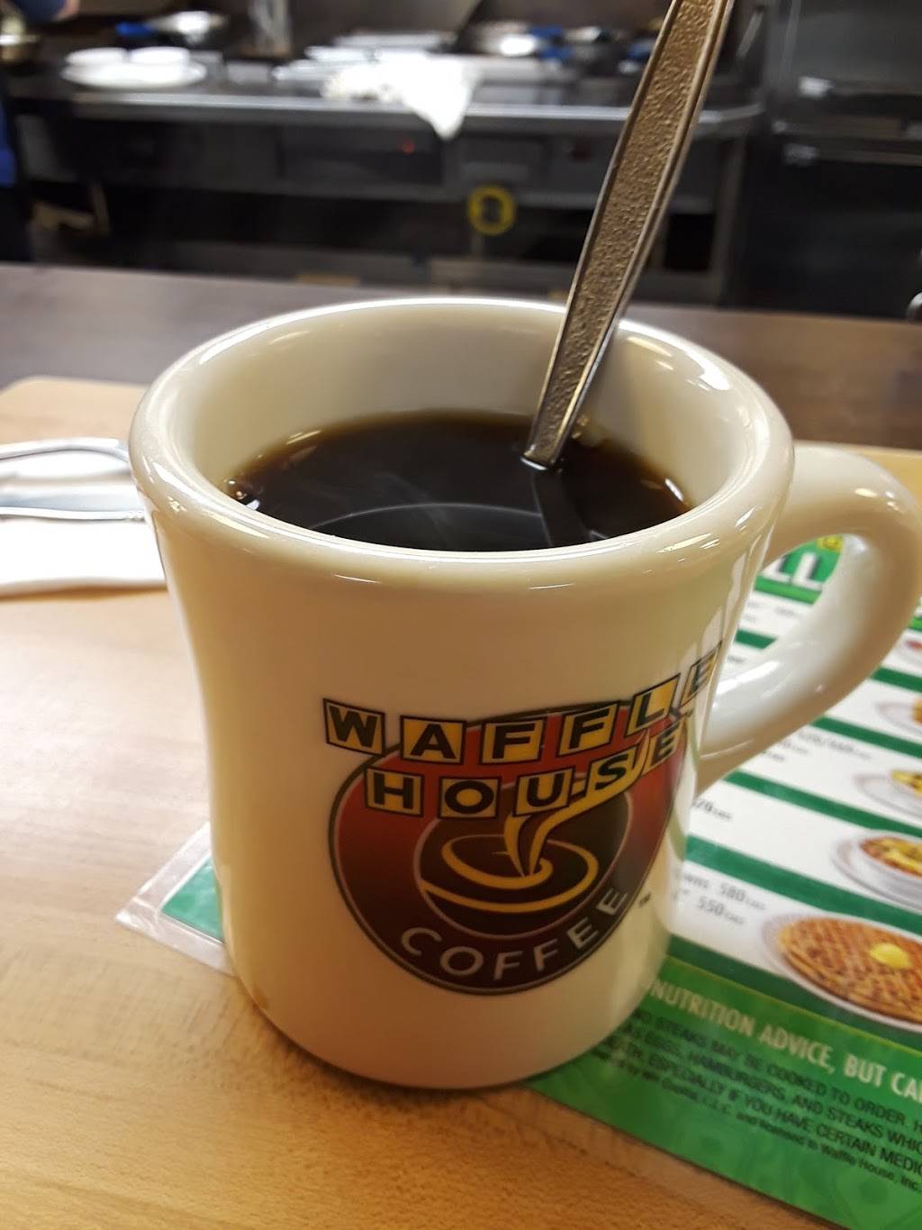 Waffle House | meal takeaway | 405 E Renfro St, Burleson, TX 76028, USA | 8172958651 OR +1 817-295-8651