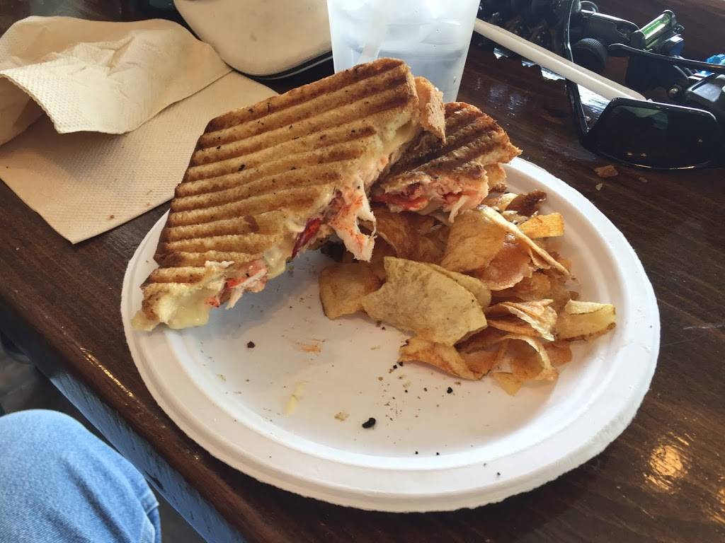 The Independent Cafe | restaurant | 164 Main St, Bar Harbor, ME 04609, USA | 2077569883 OR +1 207-756-9883