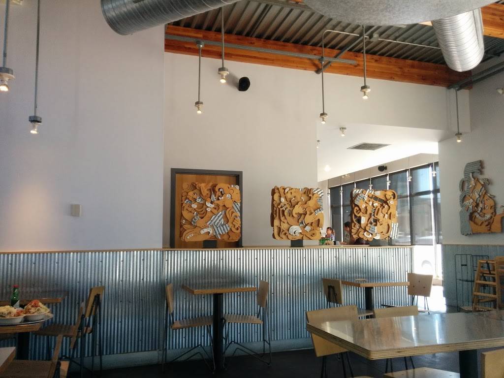 Chipotle Mexican Grill | restaurant | 815 University Dr, College Station, TX 77840, USA | 9792602282 OR +1 979-260-2282