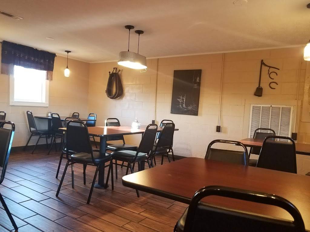 Horseshoe Grill | restaurant | 3371 State Hwy 1590, Albany, KY 42602, USA | 6063874877 OR +1 606-387-4877