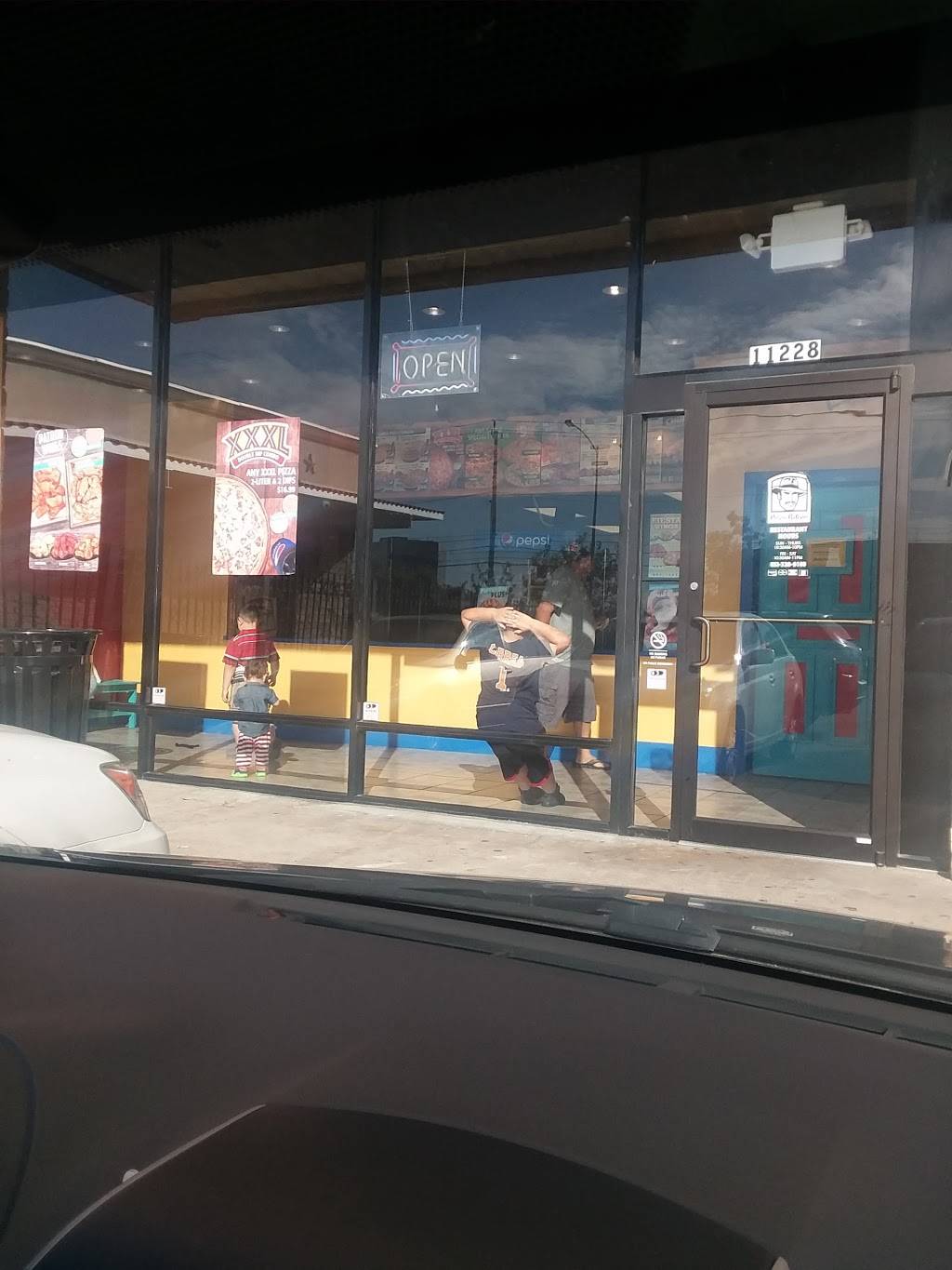 Pizza Patron | restaurant | 11228 Airline Dr, Houston, TX 77037, USA | 8323289160 OR +1 832-328-9160