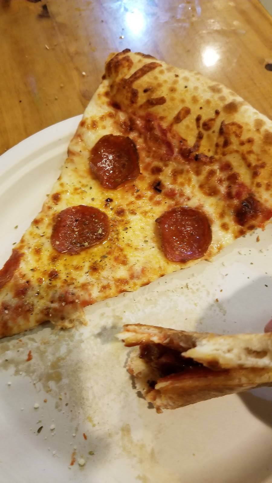 Stefanos Pizza | restaurant | 11 E Blithedale Ave, Mill Valley, CA 94941, USA | 4153839666 OR +1 415-383-9666