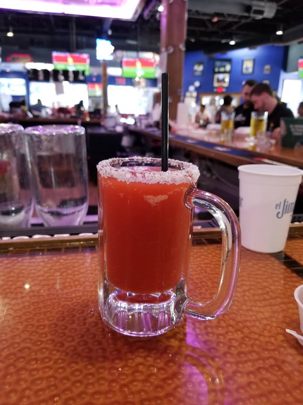 Zona Caliente Sports Bar And Grill | restaurant | 6507 S Cooper St #167, Arlington, TX 76001, USA | 8173755044 OR +1 817-375-5044