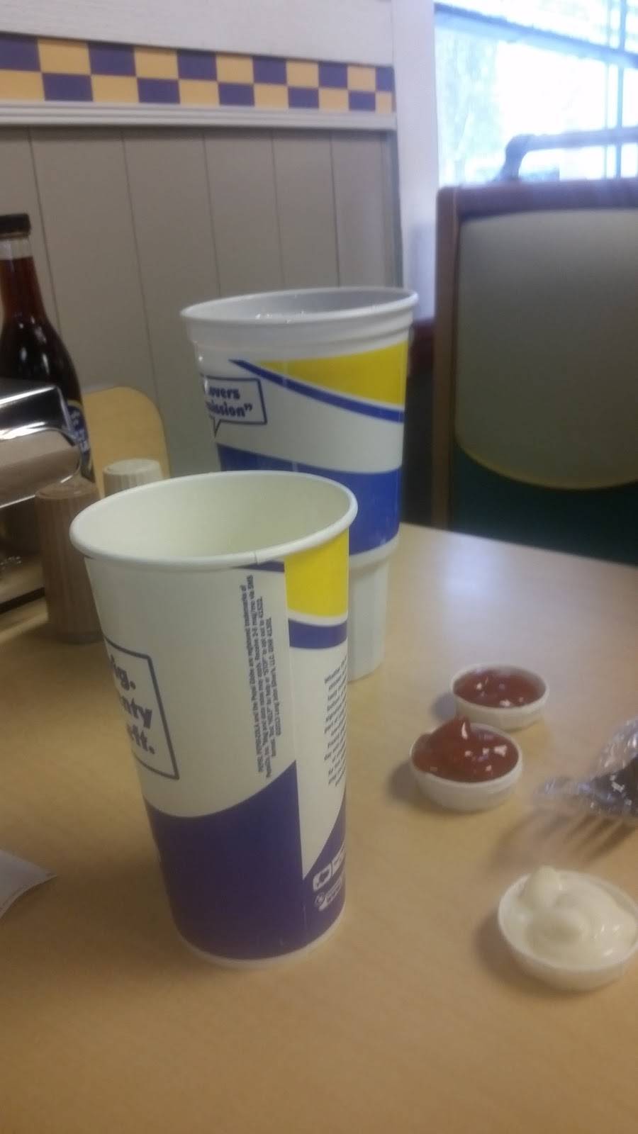 Long John Silvers | restaurant | 2021 Wabash Ave, Terre Haute, IN 47807, USA | 8122358345 OR +1 812-235-8345