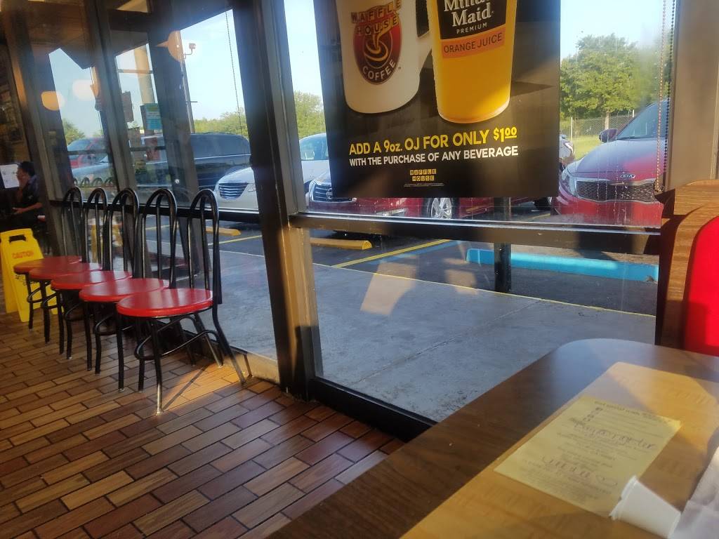 Waffle House | meal takeaway | 580 Busch Dr, Jacksonville, FL 32218, USA | 9047578668 OR +1 904-757-8668