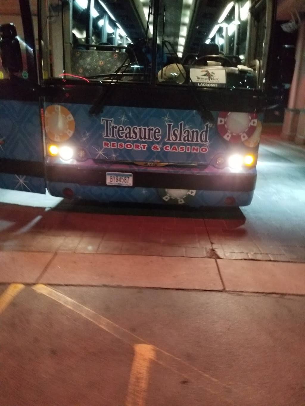 Island Perk | restaurant | 5734 Sturgeon Lake Rd, Welch, MN 55089, USA | 8002227077 OR +1 800-222-7077