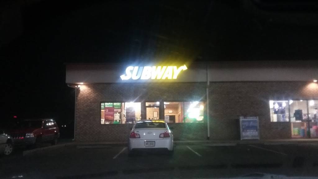 Subway Restaurants | restaurant | 301 Wilson Road Suite B, Marathon Gas/C-Store, Griffin, GA 30224, USA | 7702287700 OR +1 770-228-7700