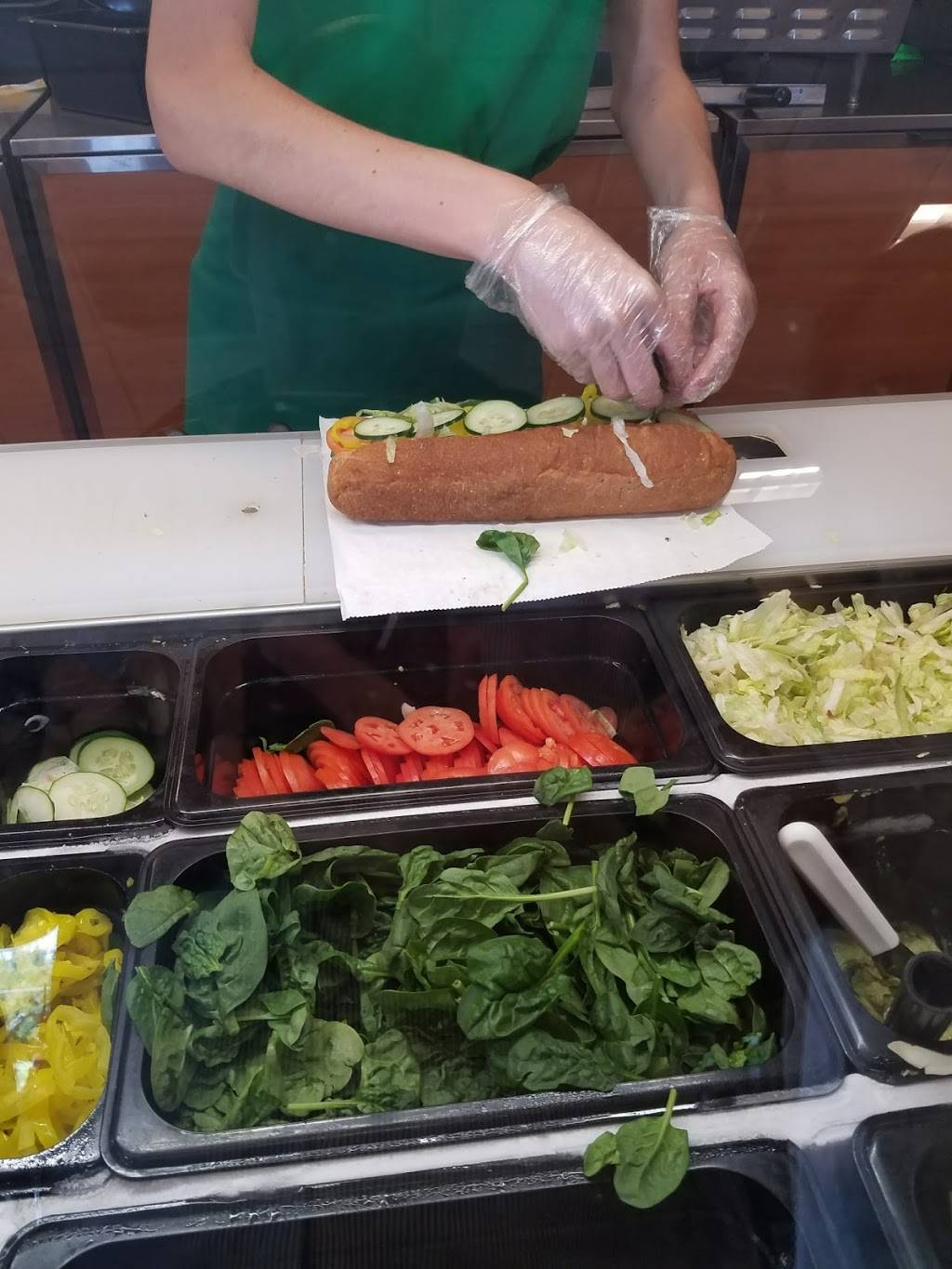 Subway | restaurant | 7315 Winter Garden Vineland Rd, Windermere, FL 34786, USA | 4076544244 OR +1 407-654-4244