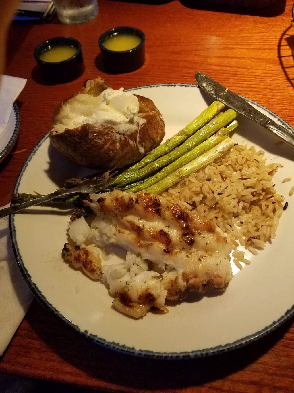 Red Lobster | restaurant | 7744 Reynolds Rd, Mentor, OH 44060, USA | 4409466677 OR +1 440-946-6677