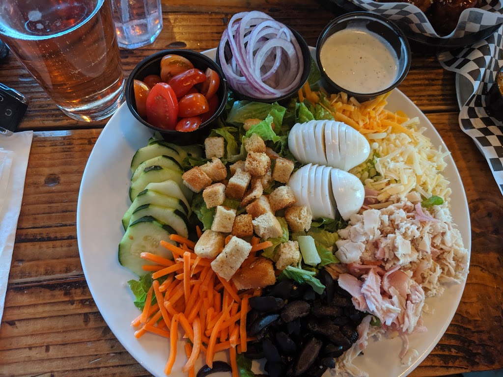 Backyard Brick Oven Pizza & Sports Pub | restaurant | 63130 Lancaster St, Bend, OR 97701, USA | 5413066393 OR +1 541-306-6393