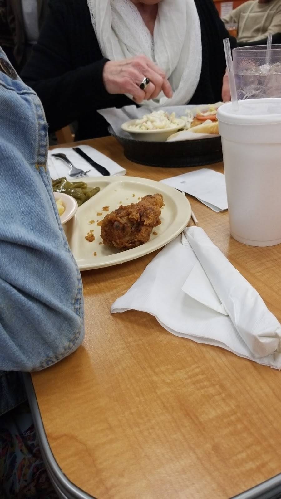 Westside Diner | restaurant | 1555 Meadowview Dr, Danville, VA 24541, USA | 4346853075 OR +1 434-685-3075